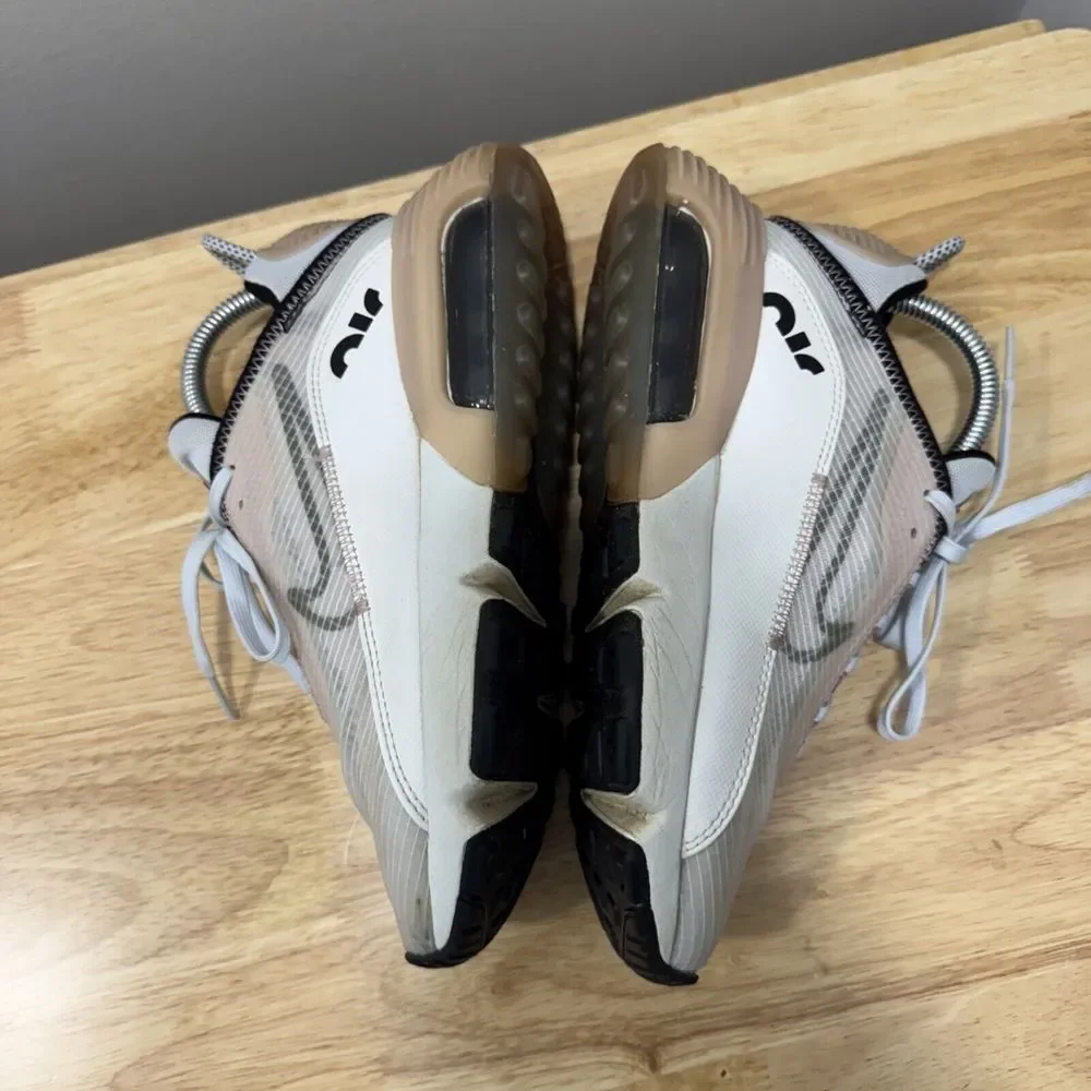 Nike very good